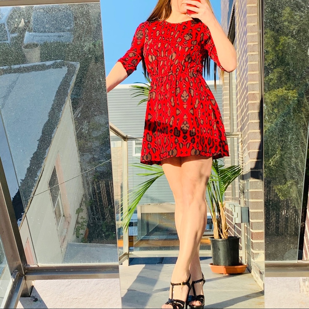 Dolce Vita Air Light Animal Print Open Back Hi-Low - Picture 4 of 11